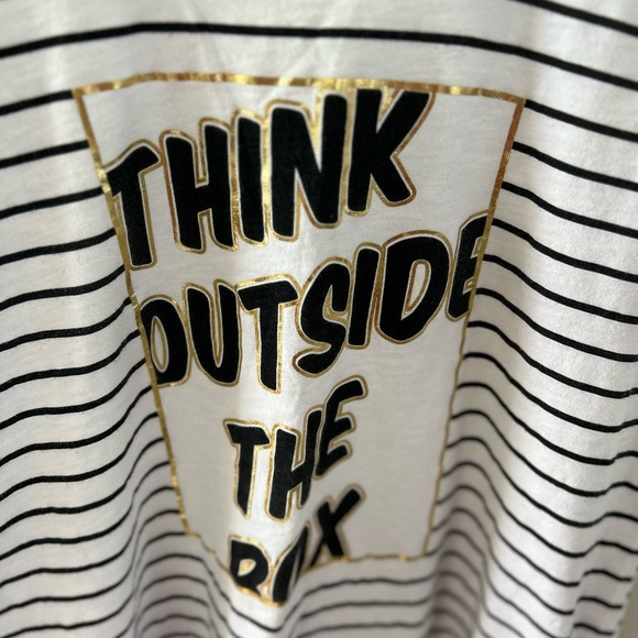 Think Outside The Box T Shirt - Picture 3 of 4